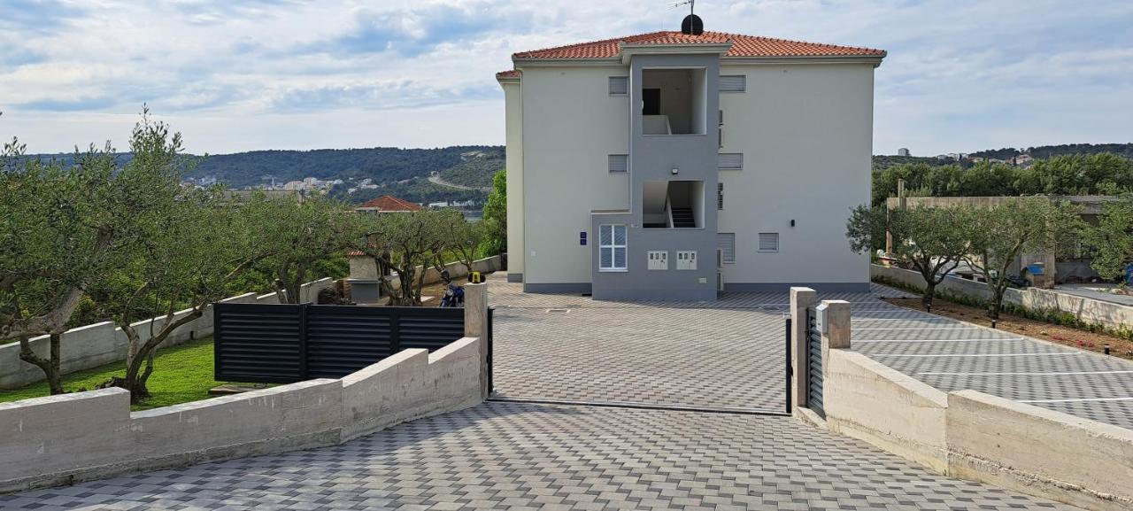 Olea Apartments Trogir Exterior foto